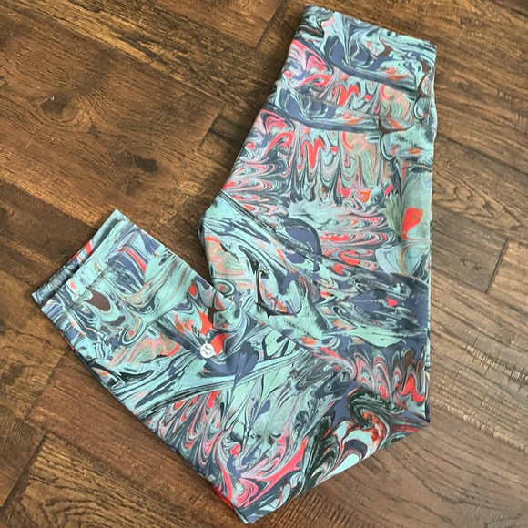 Lululemon Wunder Train High-Rise Crop 23 - Picture 4 of 8